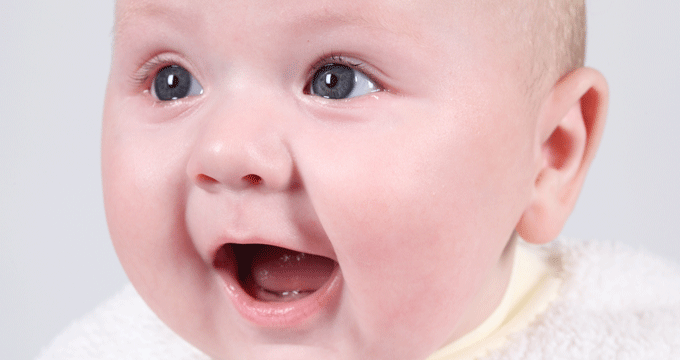 What are the causes of baby wheezing?